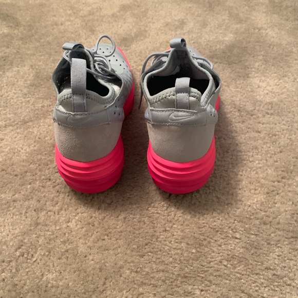 Sneakers - Picture 3 of 3